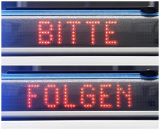 Der Fahrer ignorierte die Anhaltesignale der Beamten und raste stattdessen davon. (Symbolbild) — © Fredrik Von Erichsen/dpa