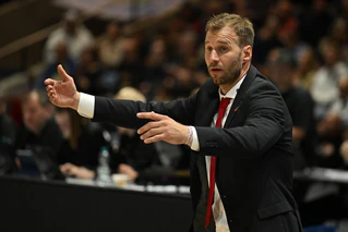 Gavel und Bamberg machen den ersten Schritt in den Playoffs. (Archivbild) — © Swen Pförtner/dpa