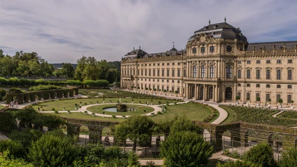 Würzburg Residenz — © Von Pjt56 - Eigenes Werk, CC BY-SA 4.0, https://commons.wikimedia.org/w/index.php?curid=94257602
