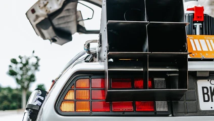 Beitragsbild DeLorean Kult Fahrzeuge 70er Jahre — © Bild: Unsplash