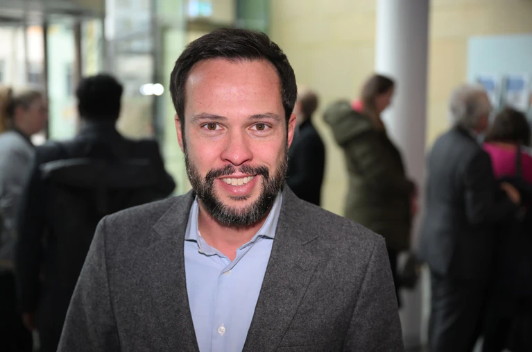 Der bayerische FDP-Landesvorsitzende Martin Hagen will noch nicht über personelle Konsequenzen aus der Wahl sprechen. (Archivbild) — © Felix Hörhager/dpa