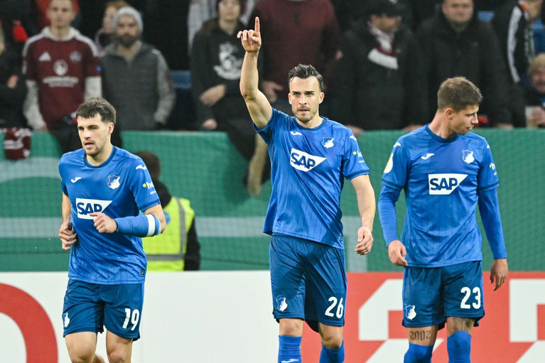 Haris Tabakovic erzielte das erste Tor des Abends. — © Uwe Anspach/dpa