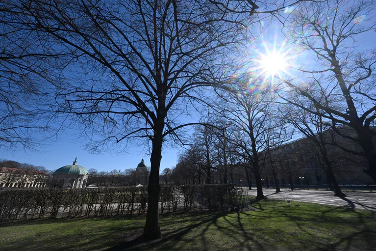 Es wird am Wochenende sonnig in Bayern. (Archivbild) — © Felix Hörhager//dpa