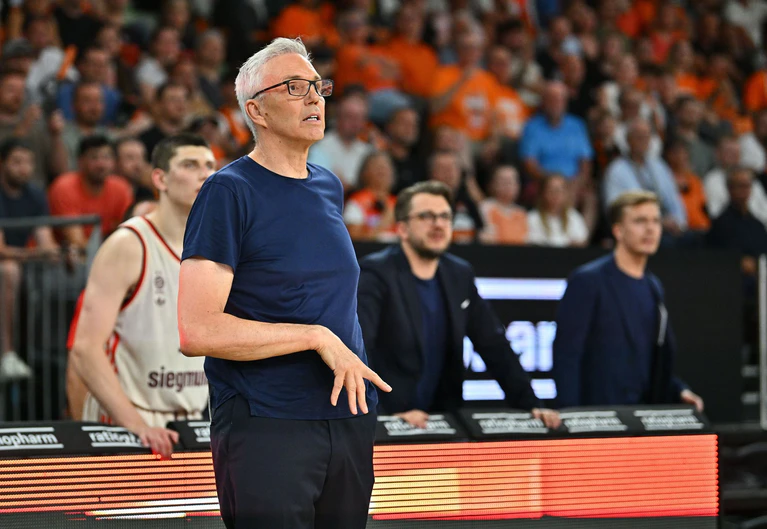 Coach Gordon Herbert sah eine weitere Niederlage des FC Bayern München in dieser Euroleague-Saison. — © Jan-Philipp Strobel/dpa