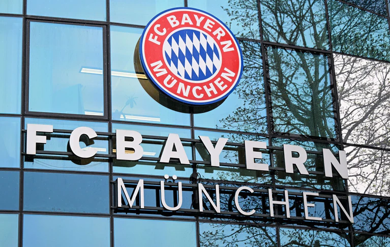 Der FC Bayern hat den Sportpark Unterhaching gekauft. (Archivbild) — © Sven Hoppe/dpa