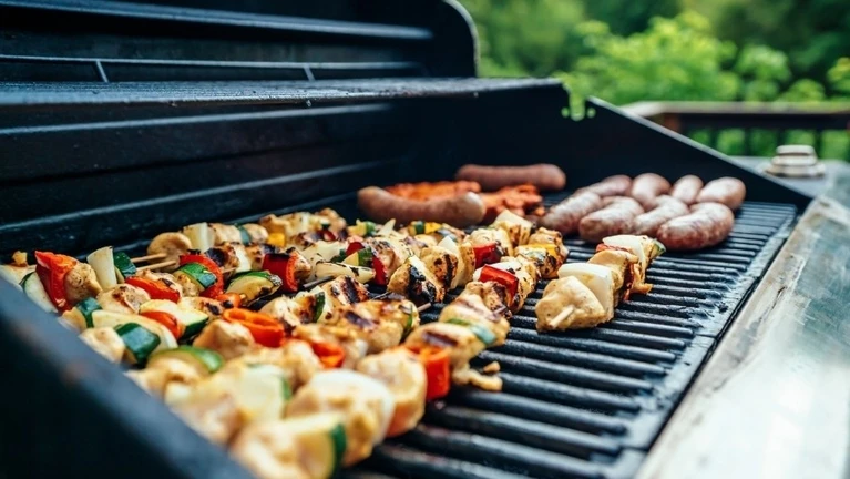 Grillen BBQ — © Photo by Evan Wise on Unsplash