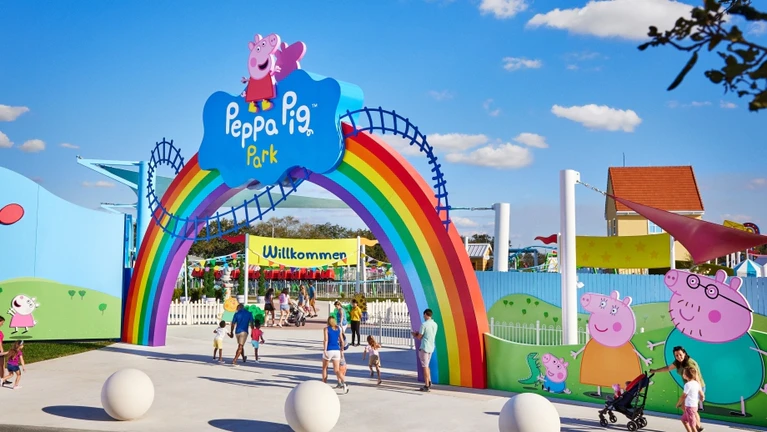  — © PEPPA PIG PARK