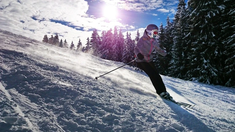 Skifahren Schifahren — © Bild: Pixabay