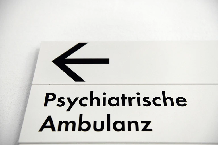 Die meisten Betroffenen werden ambulant versorgt. (Symbolbild) — © Maurizio Gambarini/dpa