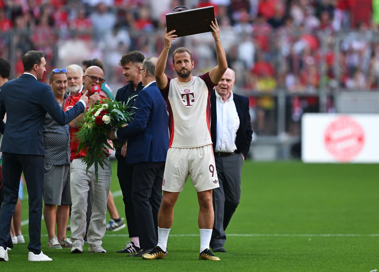 Ein Mannschaftstitel wäre auch mal ganz schön - Torjäger-Trophäen hat Harry Kane schon einige. — © Sven Hoppe/dpa