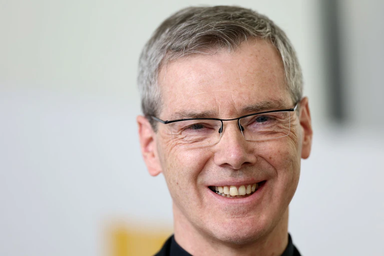 Heiner Wilmer ist Bischof von Hildesheim und neuer Chef der Bischofskonferenz. — © Daniel Löb/dpa