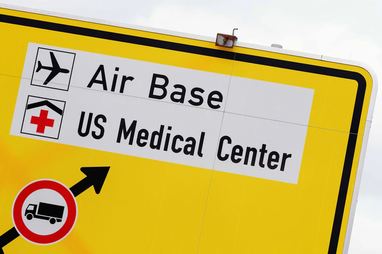 Unter anderem in Ramstein sind US-Streitkräfte in Deutschland. (Archivbild) — © Uwe Anspach/dpa
