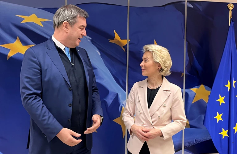 Ursula von der Leyen will Markus Söder und sein Kabinett in Brüssel treffen. (Archivbild) — © Christoph Trost/dpa-Zentralbild/dpa