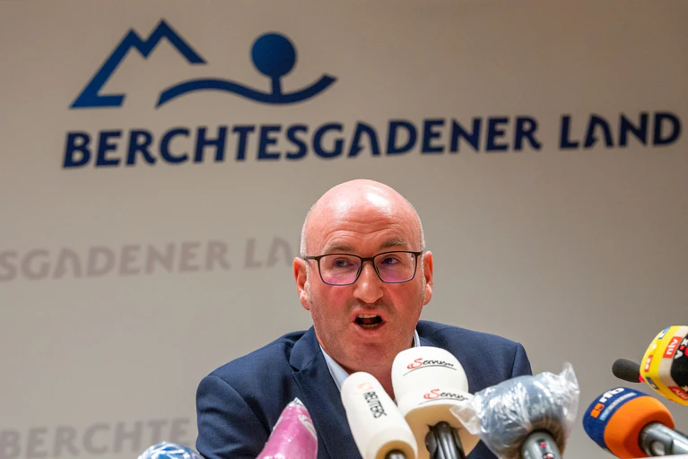 Bernhard Kern ist noch Landrat des Kreises Berchtesgadener Land, nun wird er Bürgermeister im Allgäu. (Archivbild) — © Peter Kneffel/dpa