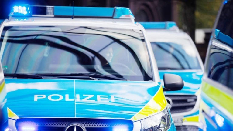 Polizei — © Bild: Rolf Vennenbernd