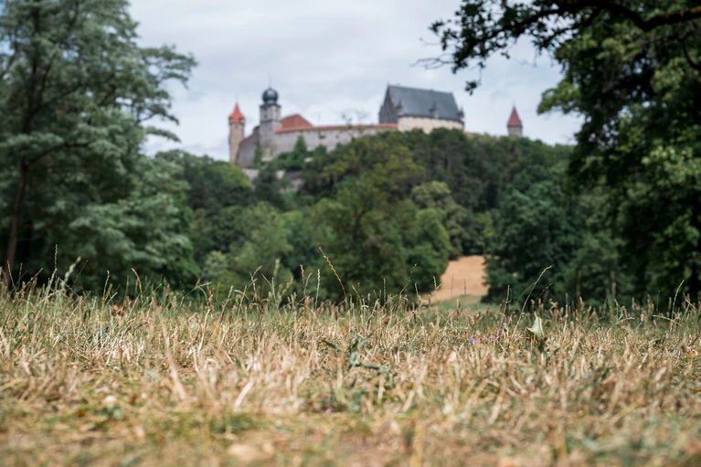 Weithin sichtbar: die Veste Coburg (Archivbild) — © Daniel Vogl/dpa
