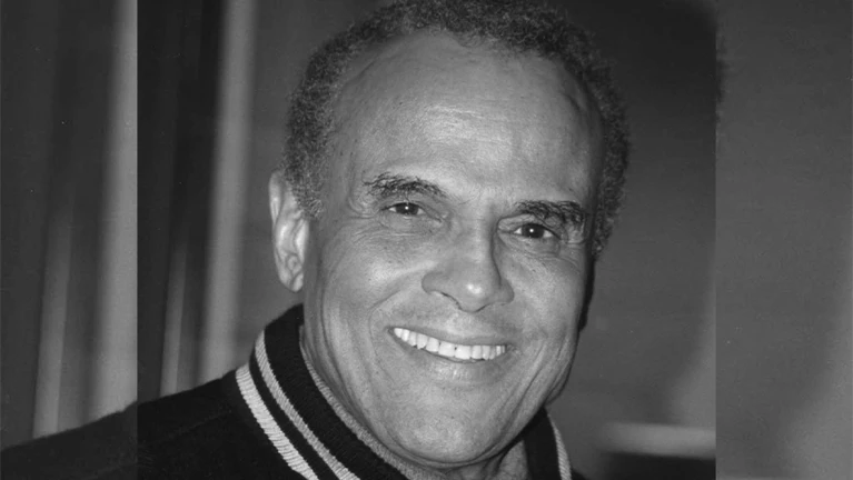  — © Bild: By Kingkongphoto &amp; www.celebrity-photos.com from Laurel Maryland, USA - Harry Belafonte, CC BY-SA 2.0, https://commons.wikimedia.org/w/index.php?curid=74749675