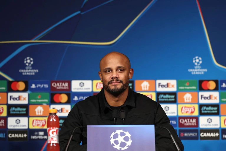 Vincent Kompany will das Duell in Paris gewinnen.  — © Franck Fife/AFP/dpa