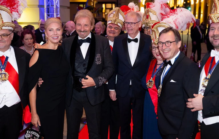 Die Verleihung findet traditionell beim Faschingsball der Narrhalla statt. — © Sven Hoppe/dpa