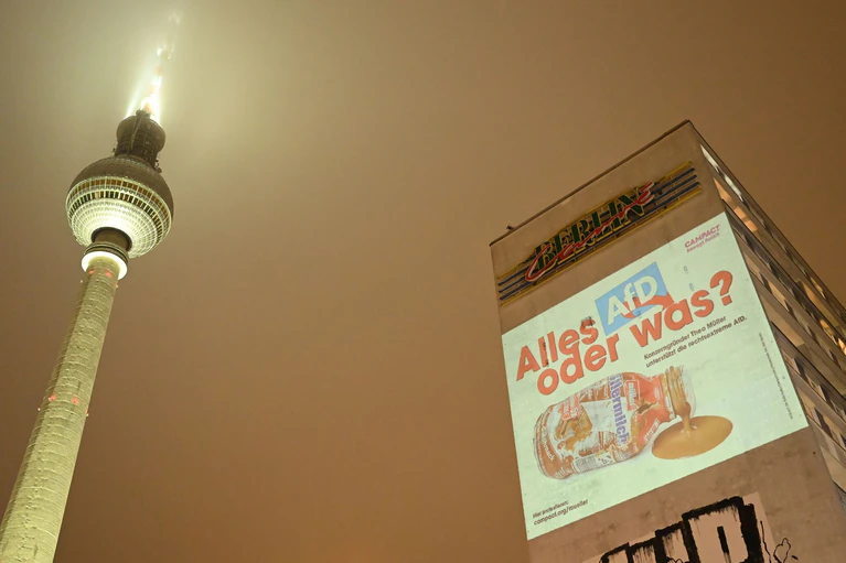 Solche Großprojektionen waren in mehreren Städten geplant. — © Lilli Förter/dpa