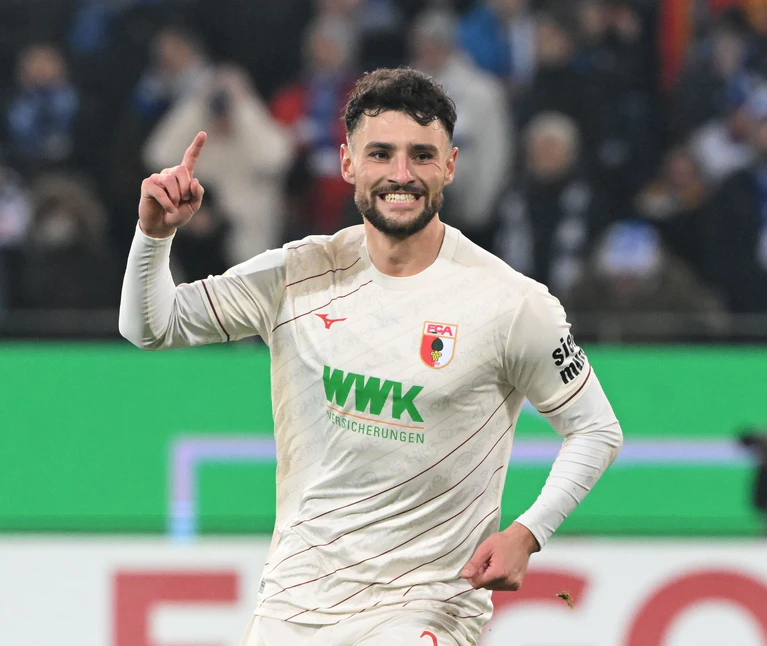 Von Augsburg nach Kaiserslautern: Abwehrspieler Maximilian Bauer. — © Uli Deck/dpa