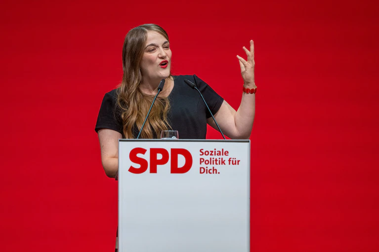 Die Bayern-SPD richtet deutliche Worte an Markus Söder. (Archivbild) — © Armin Weigel/dpa