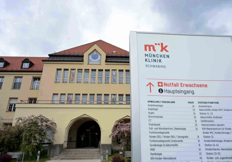 Die München Klinik ist als Behandlungszentrum für Kontaktpersonen aus Bayern zuständig. (Archivbild) — © Malin Wunderlich/dpa