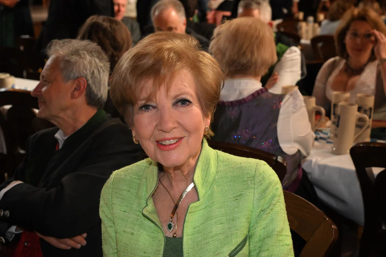 Carolin Reiber wird am 2. November 85 Jahre alt. (Archiv) — © Felix Hörhager/dpa