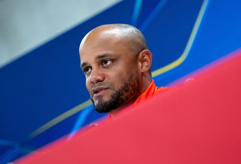 Vincent Kompany: Nächstes Duell mit Trainer-Genie Xabi Alonso. — © Sven Hoppe/dpa