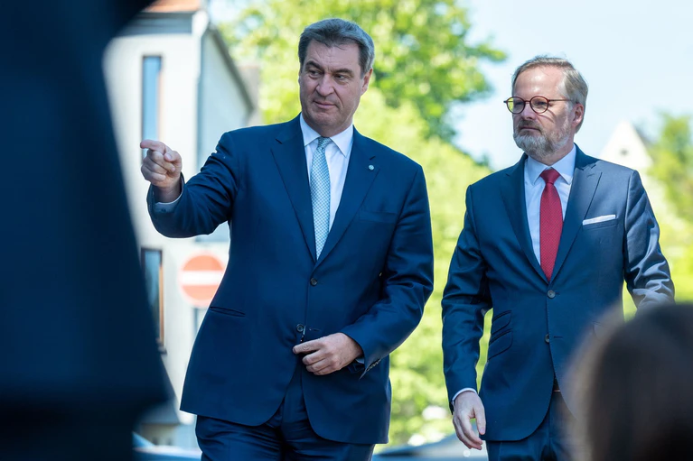 Nach Warschau geht es für CSU-Chef Söder nun nach Prag. (Archivbild) — © Armin Weigel/dpa