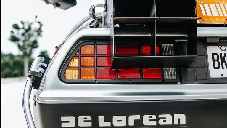 Beitragsbild DeLorean Kult Fahrzeuge 70er Jahre — © Bild: Unsplash