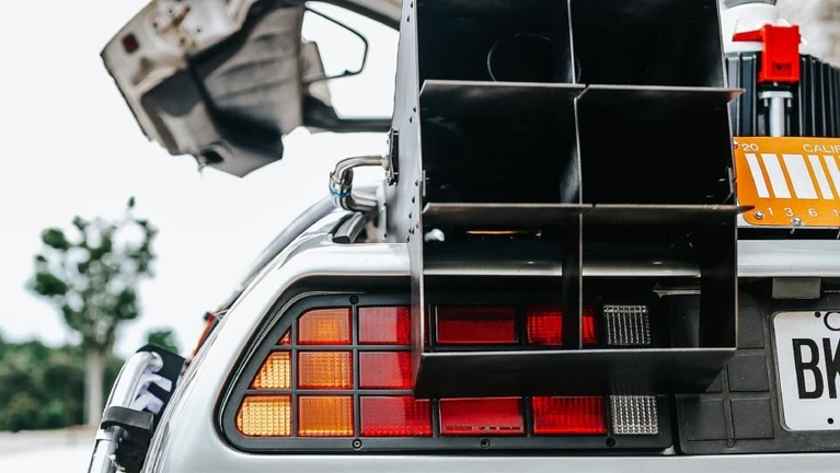 Beitragsbild DeLorean Kult Fahrzeuge 70er Jahre — © Bild: Unsplash