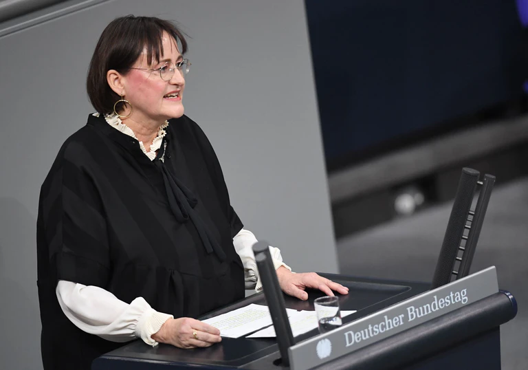 Martina Renner (Die Linke) fragt sich, wie weit fortgeschritten die Vorbereitungen der Gruppe für sogenannte Heimatschutzkompanien schon waren. (Archivbild) — © Serhat Kocak/dpa