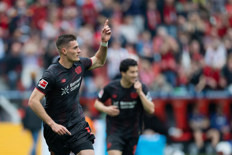 Patrik Schick jubelt über sein Tor zum 1:0.  — © Rolf Vennenbernd/dpa