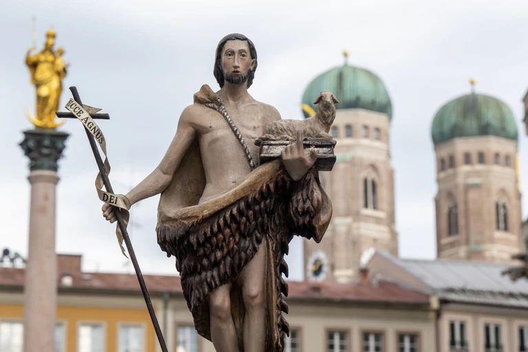 Fronleichnam in München. (Archivbild) — © Peter Kneffel/dpa