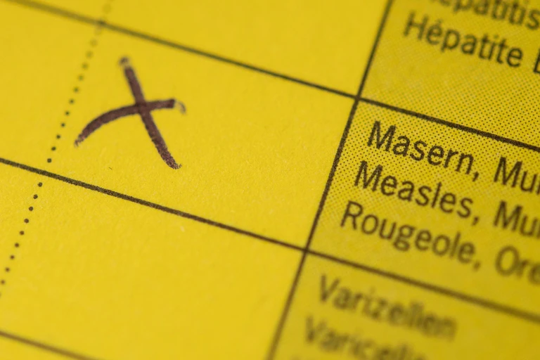 In Bayern wurden 2025 weniger Masern-Infektionen als 2024 registriert. (Symbolbild) — © Marius Becker/dpa