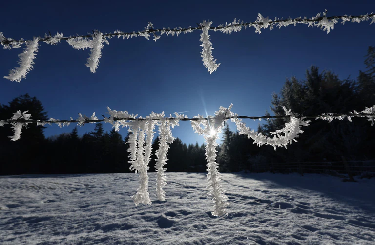 Das Jahresende wird sonnig und frostig in Bayern. (Symbolbild) — © Karl-Josef Hildenbrand/dpa