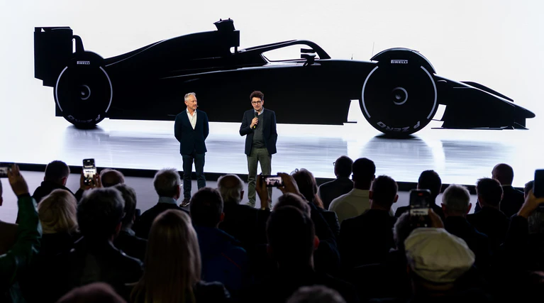 Jonathan Wheatley und Mattia Binotto (r) sind bei Audi in der Verantwortung. — © Daniel Karmann/dpa