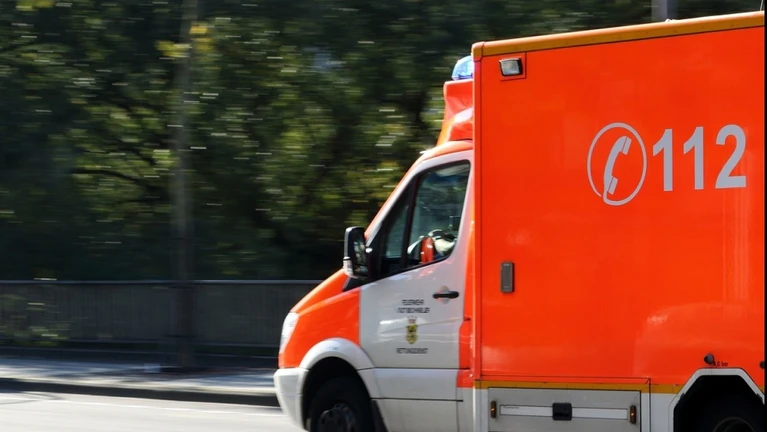 Krankenwagen — © Bild: Golda Falk auf Pixabay