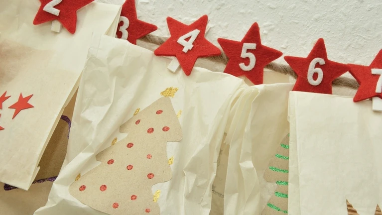 Adventskalender — © Bild: congerdesign auf Pixabay