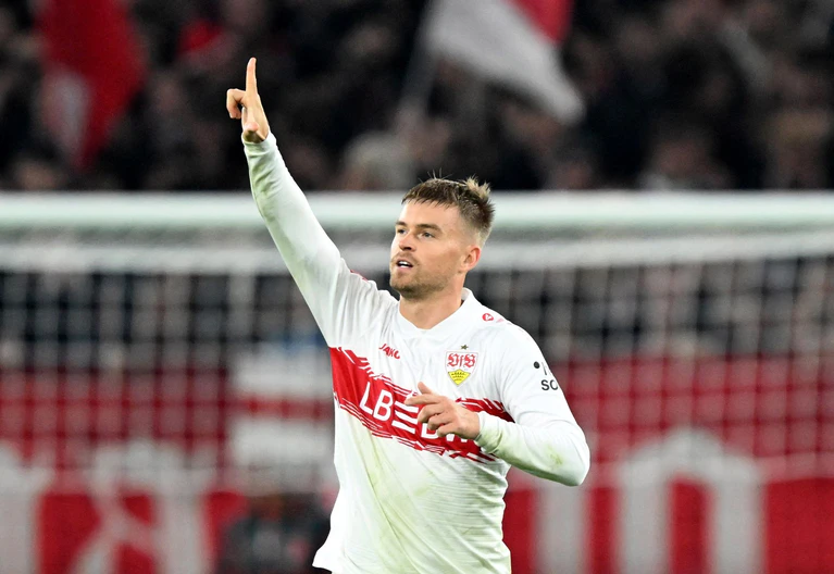 VfB-Nationalspieler Mittelstädt traf per Foulelfmeter zum 1:1. — © Bernd Weißbrod/dpa