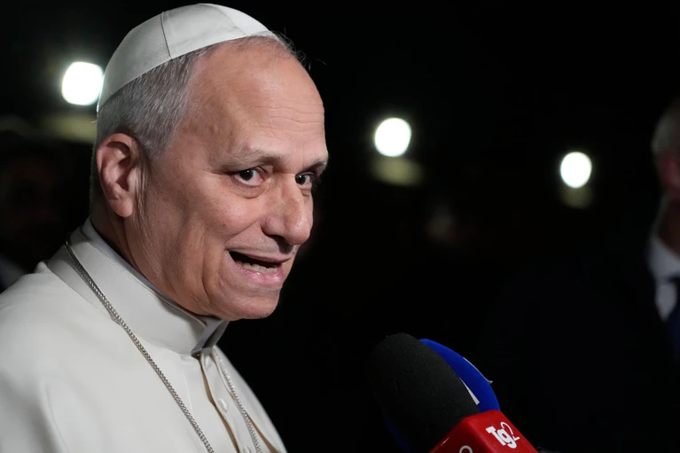 Papst Leo äußert sich immer wieder kritisch zur KI. (Archivbild) — © Gregorio Borgia/AP/dpa