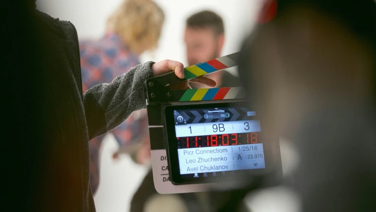 Film Regie Drehort Bayern Filmklappe Hollywood Dreharbeiten Casting — © Avel Chuklanov / Unsplash