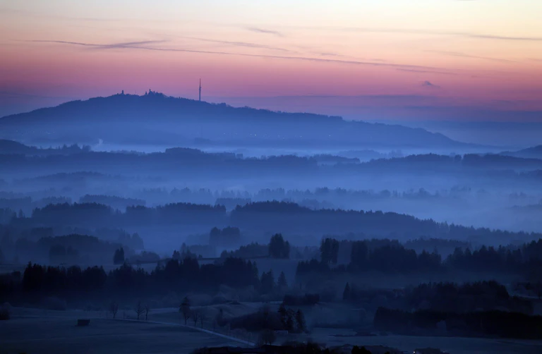 Der Samstag wird in allen Teilen des Freistaats sonnig. — © Karl-Josef Hildenbrand/dpa