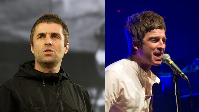 — © Von Thesupermat - Eigenes Werk, CC BY-SA 4.0, https://commons.wikimedia.org/w/index.php?curid=74047318 Von Alterna2 http://www.alterna2.com - Noel Gallagher & The High Flying Birds, RazzmatazzUploaded by snowmanradio, CC BY 2.0, https://commons.wikimedia.org/w/index.php?curid=18702066
