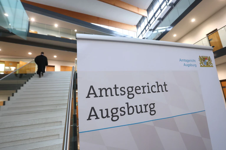 Der Prozess fand am Amtsgericht Augsburg statt (Archiv).  — © Karl-Josef Hildenbrand/dpa
