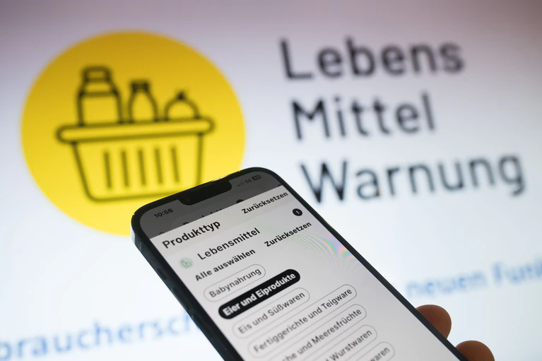 Ein italienisches Unternehmen hat eine Sardellenpaste zurückgerufen. (Symbolbild) — © Sebastian Gollnow/dpa