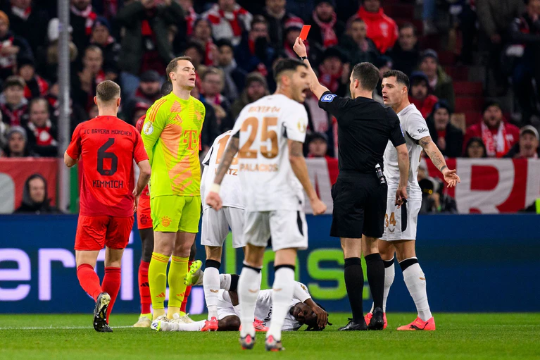 Manuel Neuer hat gegen seine Pokalsperre Einspruch eingelegt. — © Tom Weller/dpa
