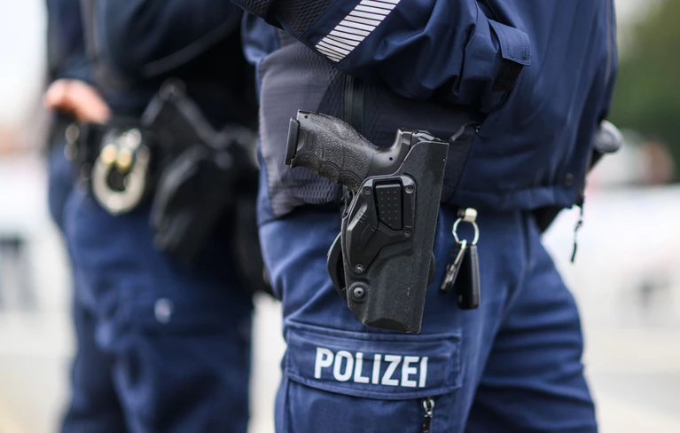 So viele tödliche Polizeischüsse wie heuer gab es in Bayern seit 1997 nicht mehr. (Symbolbild) — © Robert Michael/dpa