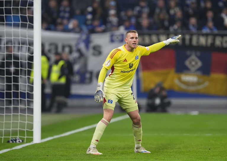 Torwart Daniel Peretz will den Hamburger SV unbedingt verlassen. (Archivbild) — © Marcus Brandt/dpa